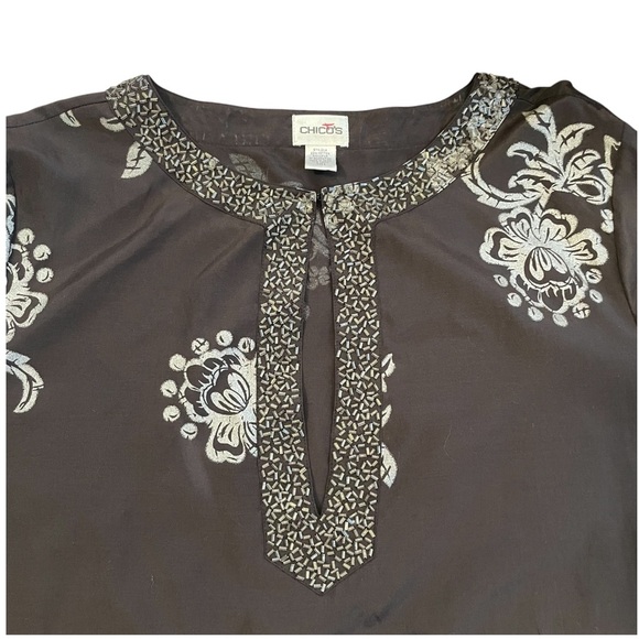 Chico’s Silk Tunic Top Beaded Floral Split Neck Blouse Black Size 3/XL - Picture 5 of 8